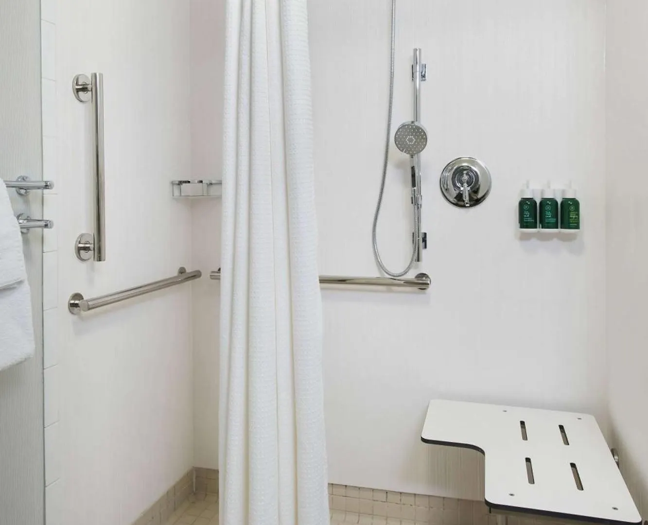 Sonesta Select Charlotte University Research Park Hotel